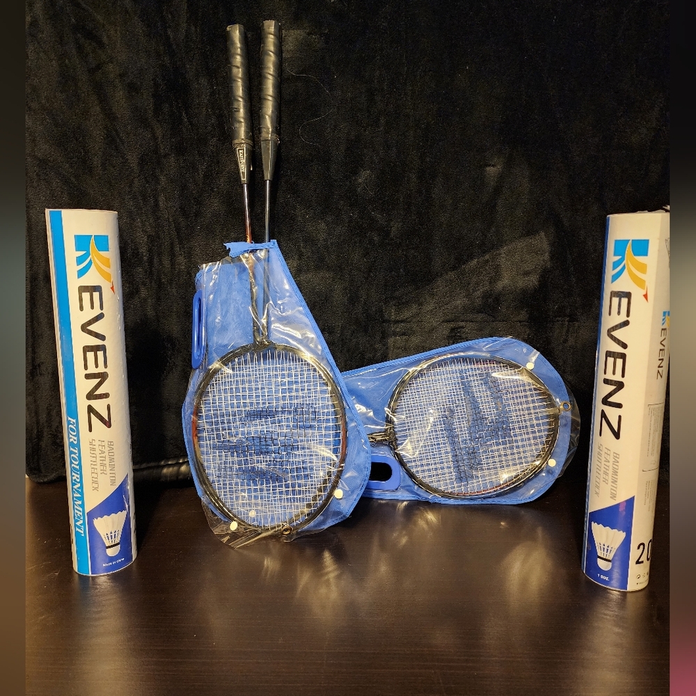 Easton Vintage EPS-500 badminton Rackets. Kevenz Badminton Feather Shuttlecocks.